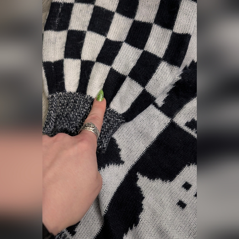 Ghost Checkerboard Sweater Black White Spooky Goth Halloween Knit Large - Picture 9 of 13
